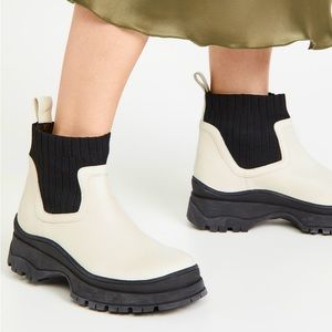 STAUD Bow Boots Size 8.5 Cream and Black